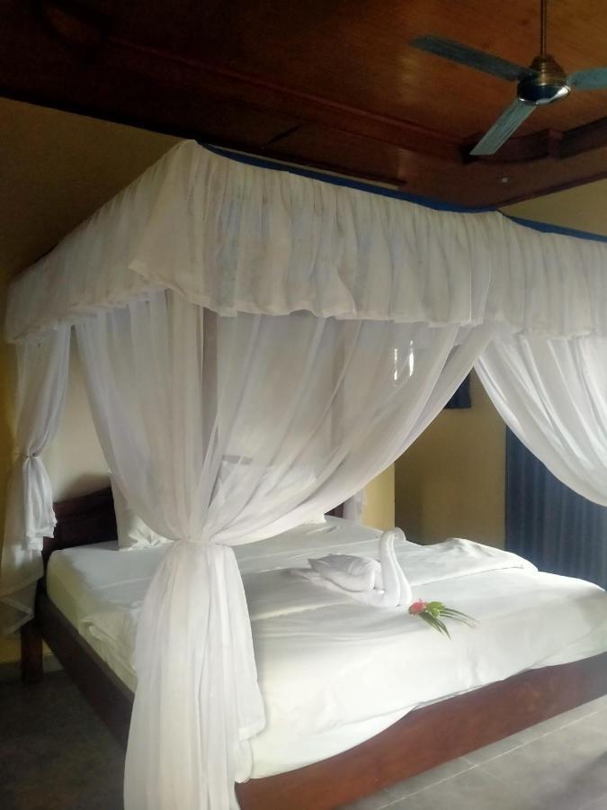 Coral Bay Bungalows آميدْ المظهر الخارجي الصورة